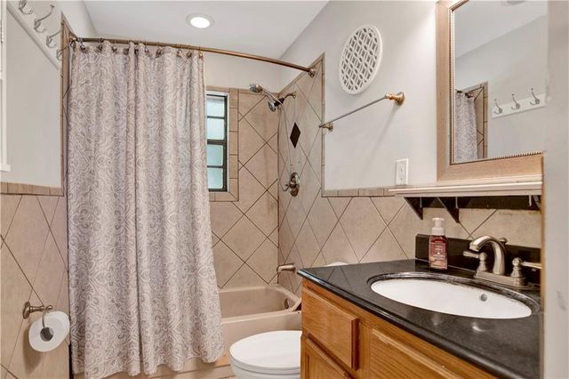 9229 Ponderosa Drive N, Semmes, AL 36575