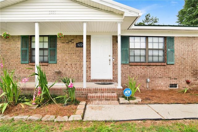 9229 Ponderosa Drive N, Semmes, AL 36575