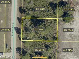 1038 Dearborn ST, Lehigh Acres, FL 33974