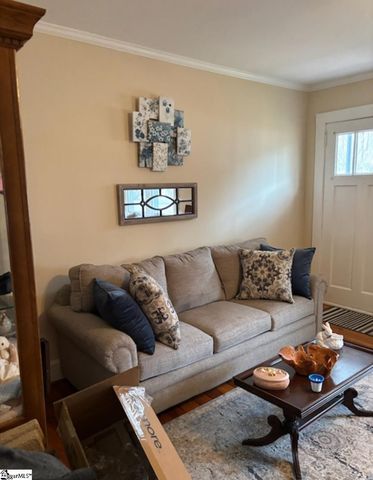 208 S Pliney Circle, Simpsonville, SC 29681