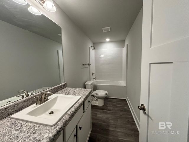 70 Summer Oaks Drive, Daphne, AL 36526