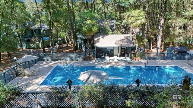 70 Summer Oaks Drive, Daphne, AL 36526