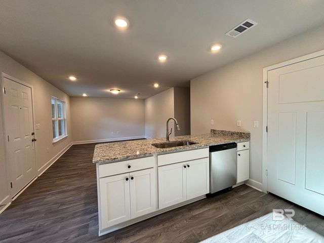 70 Summer Oaks Drive, Daphne, AL 36526