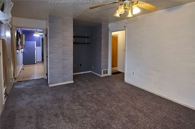 1337 Mountain Drive, South Charleston, WV 25303