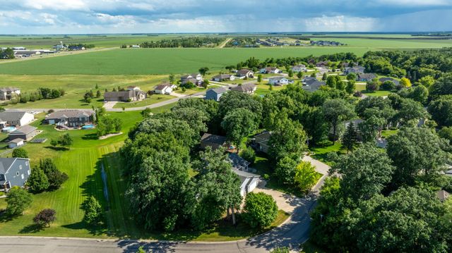 315 Maust Way, Horace, ND 58047