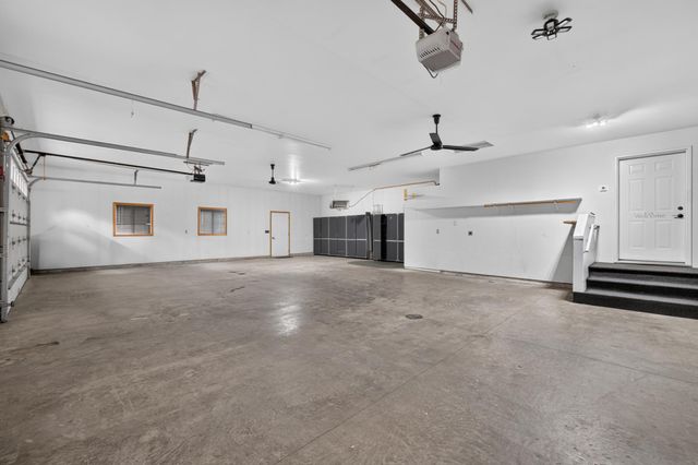 315 Maust Way, Horace, ND 58047