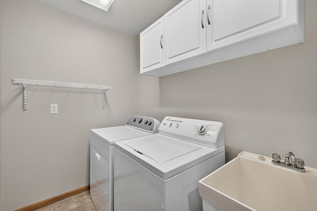 315 Maust Way, Horace, ND 58047
