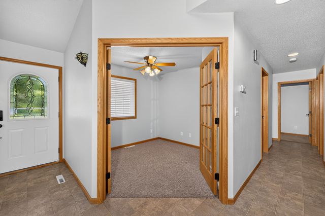 315 Maust Way, Horace, ND 58047
