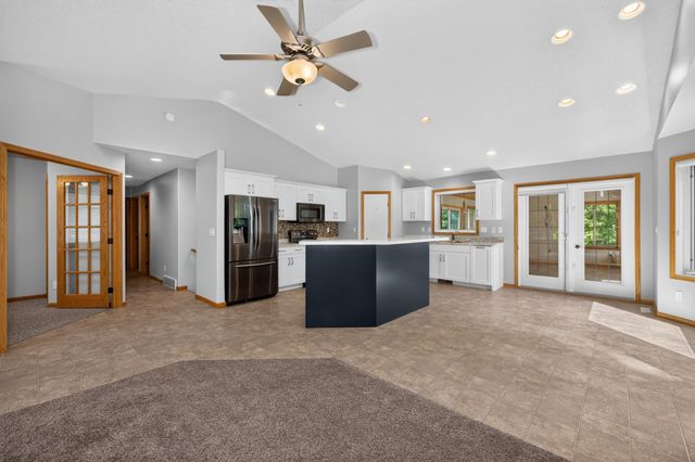 315 Maust Way, Horace, ND 58047
