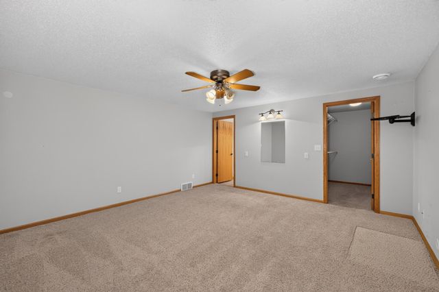 315 Maust Way, Horace, ND 58047