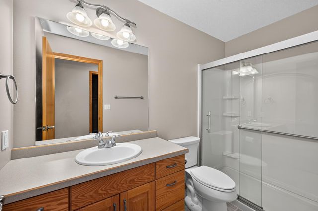 315 Maust Way, Horace, ND 58047