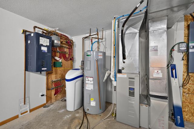 315 Maust Way, Horace, ND 58047