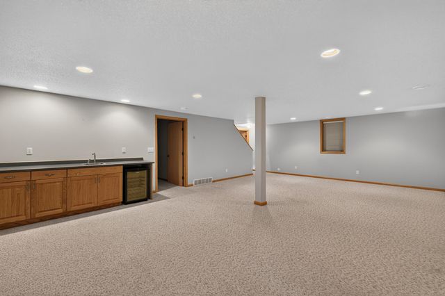 315 Maust Way, Horace, ND 58047