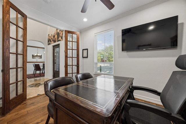 8525 Briarwood Lane, Dallas, TX 75209