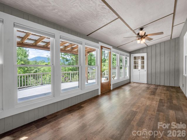 7 Hearthstone Lane, Landrum, SC 29356