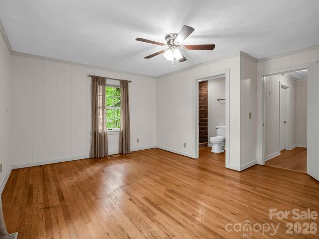 7 Hearthstone Lane, Landrum, SC 29356
