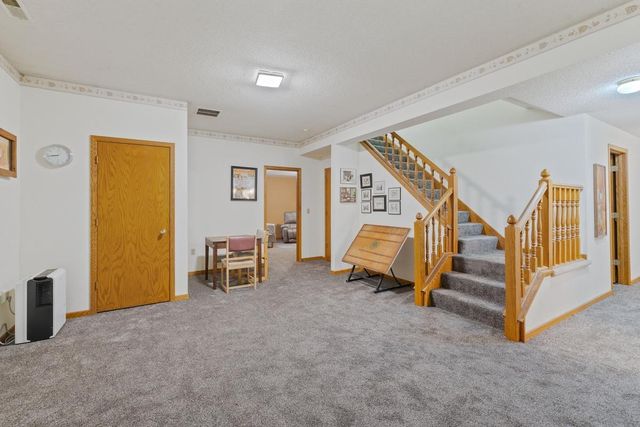 1405 Mayflower Drive, Northfield, MN 55057