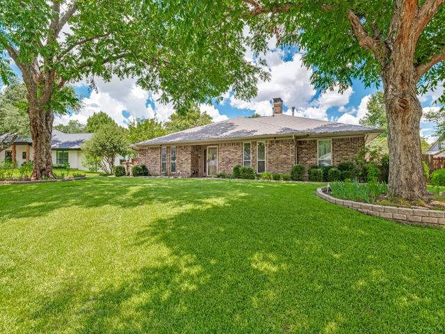 304 FORESTCREST Lane, Coppell, TX 75019