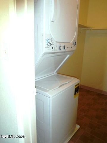 3952 Clear Acre Lane APT 275, Reno, NV 89512