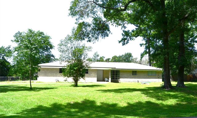 101 Summit Drive, Conroe, TX 77303