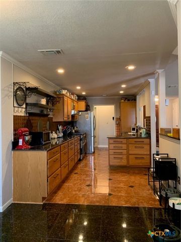 3002 Veterans Avenue, Copperas Cove, TX 76522