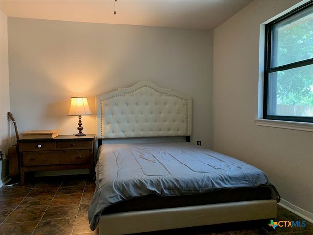 3002 Veterans Avenue, Copperas Cove, TX 76522