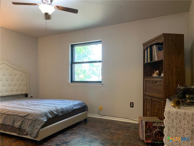 3002 Veterans Avenue, Copperas Cove, TX 76522