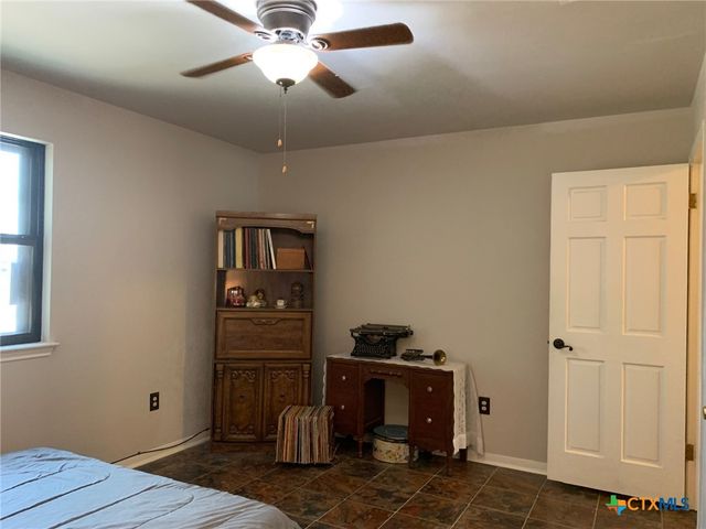 3002 Veterans Avenue, Copperas Cove, TX 76522