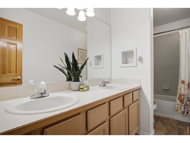 824 Westbourn Ct, Fort Collins, CO 80525