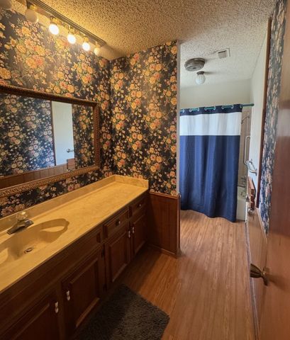 3904 Cimmaron Trail, De Cordova, TX 76049