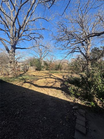 3904 Cimmaron Trail, De Cordova, TX 76049