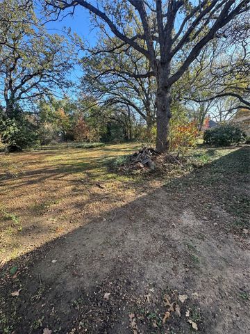 3904 Cimmaron Trail, De Cordova, TX 76049