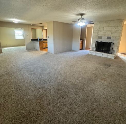 3904 Cimmaron Trail, De Cordova, TX 76049