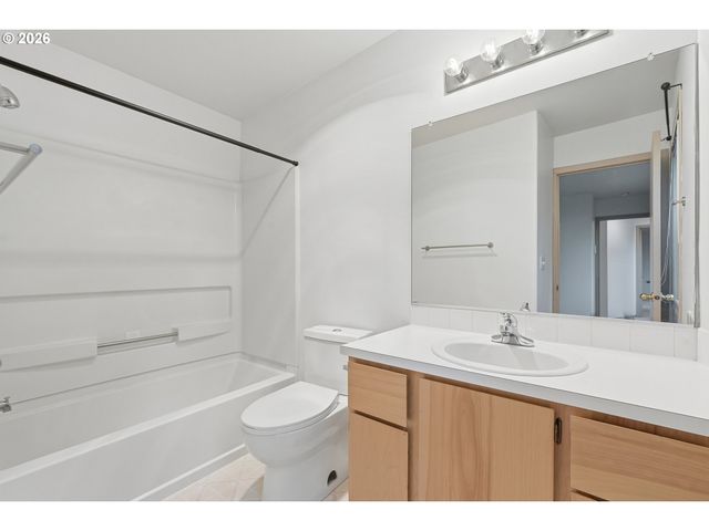 11015 Sw 41ST Ave, Portland, OR 97219