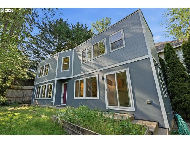 11015 Sw 41ST Ave, Portland, OR 97219