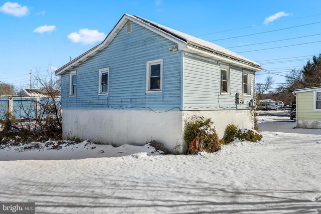 244 N BROAD ST, Penns Grove, NJ 08069