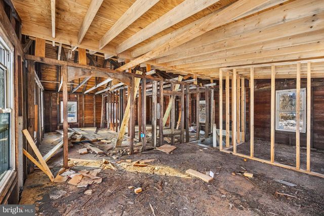 244 N BROAD ST, Penns Grove, NJ 08069