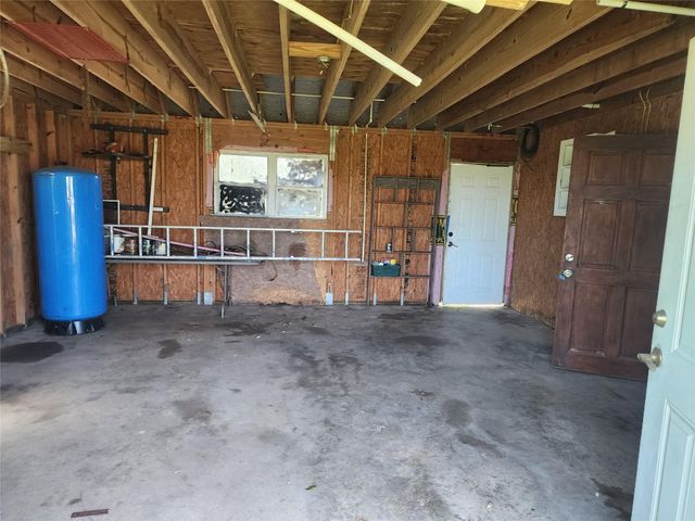 1118 County Road 47, Angleton, TX 77515