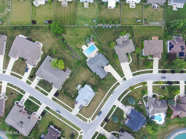 14780 Prairie Lake Drive, Perrysburg, OH 43551