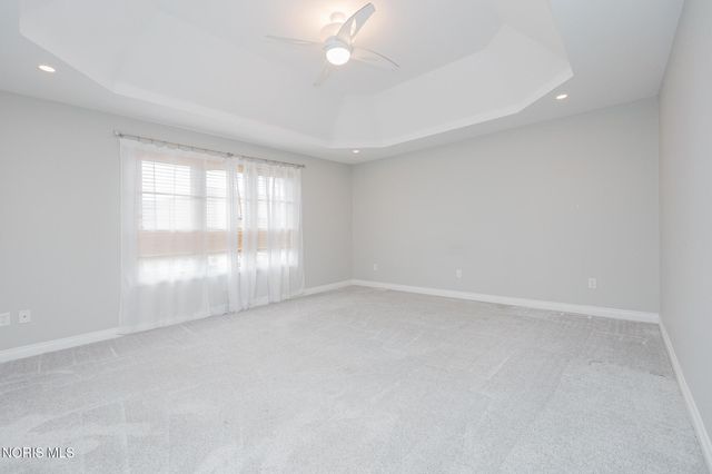 14780 Prairie Lake Drive, Perrysburg, OH 43551