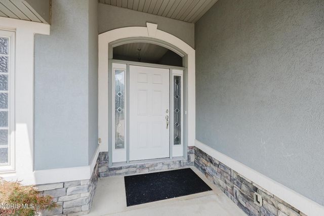 14780 Prairie Lake Drive, Perrysburg, OH 43551