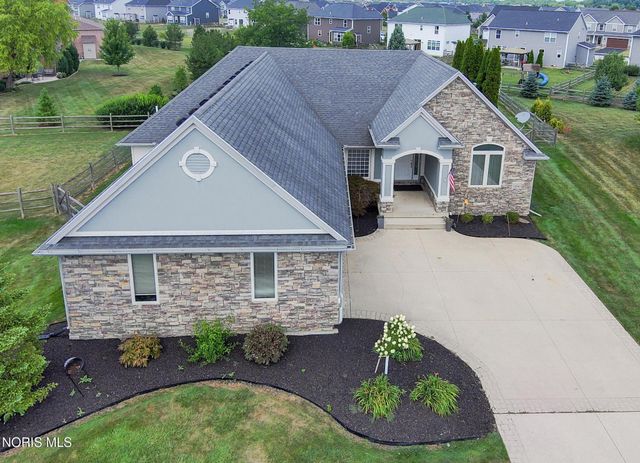 14780 Prairie Lake Drive, Perrysburg, OH 43551