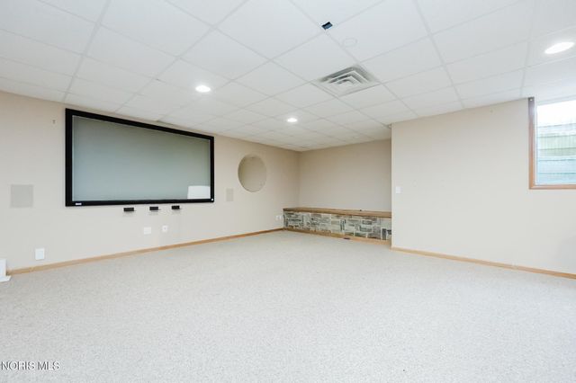 14780 Prairie Lake Drive, Perrysburg, OH 43551