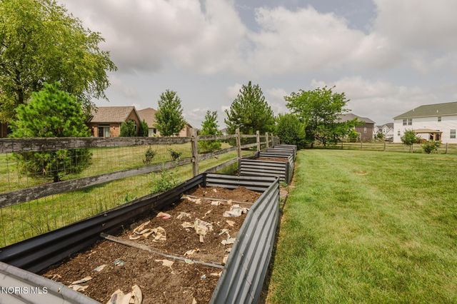 14780 Prairie Lake Drive, Perrysburg, OH 43551
