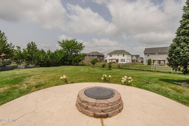 14780 Prairie Lake Drive, Perrysburg, OH 43551