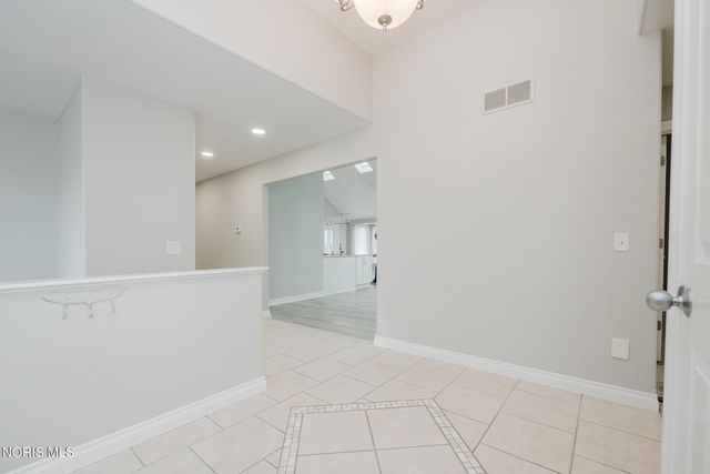 14780 Prairie Lake Drive, Perrysburg, OH 43551