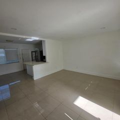 181 NE 168th Street 2, North Miami Beach, FL 33162