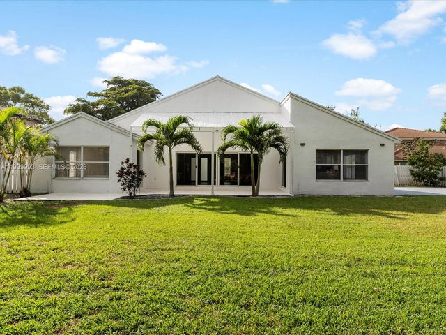 1124 NW 130th Ter 1124, Sunrise, FL 33323