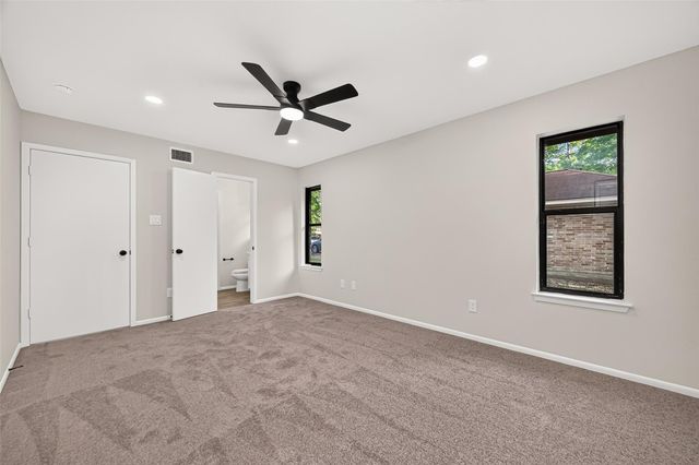 106 Little Bill Lane, Willis, TX 77378