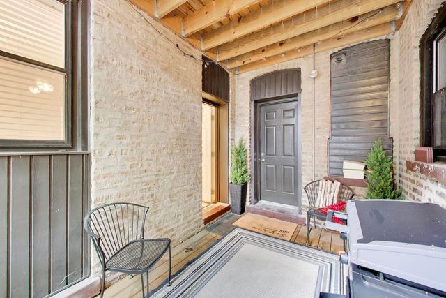 4753 N Beacon Street 2, Chicago, IL 60640